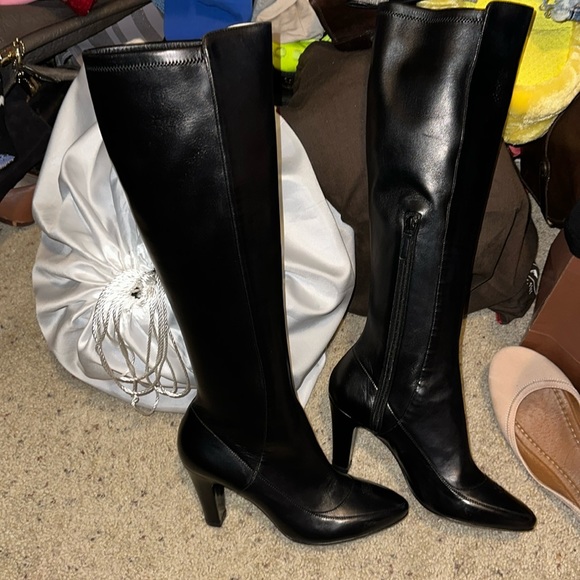 Chanel boots NIB - Picture 9 of 11